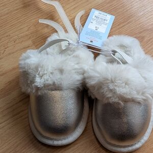 Cat & Jack Silver Kids Slippers